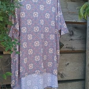 Irma High Low T-shirt by LuLaRoe